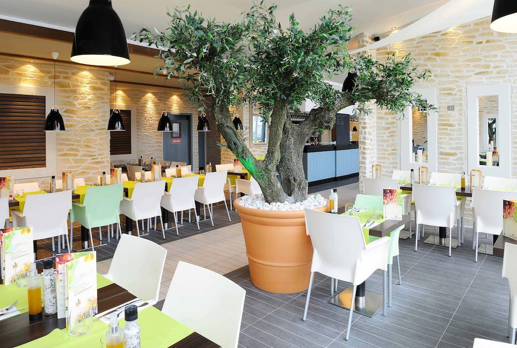 Residhome Paris-Massy Massy  Restaurant bilde